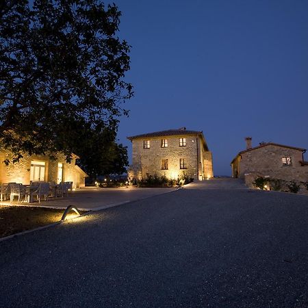 Villa Il Castagno Wine & Resort เซียนา ภายนอก รูปภาพ