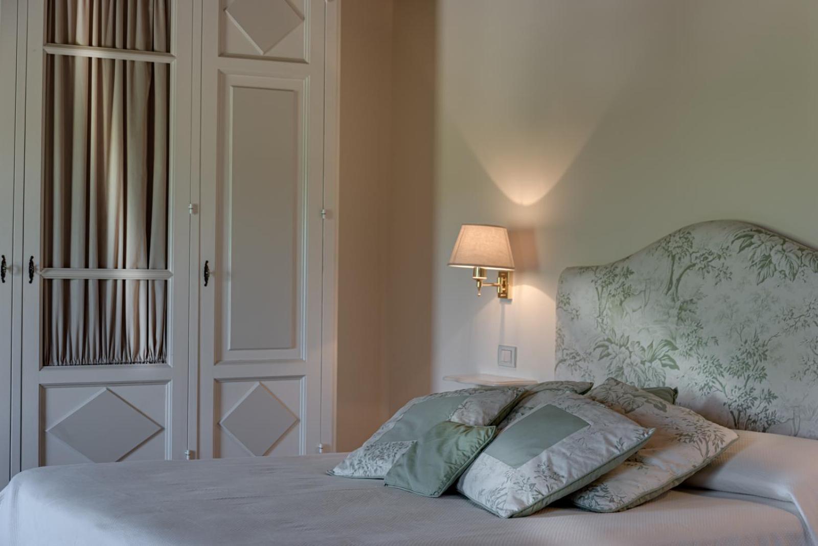 Villa Il Castagno Wine & Resort เซียนา ภายนอก รูปภาพ