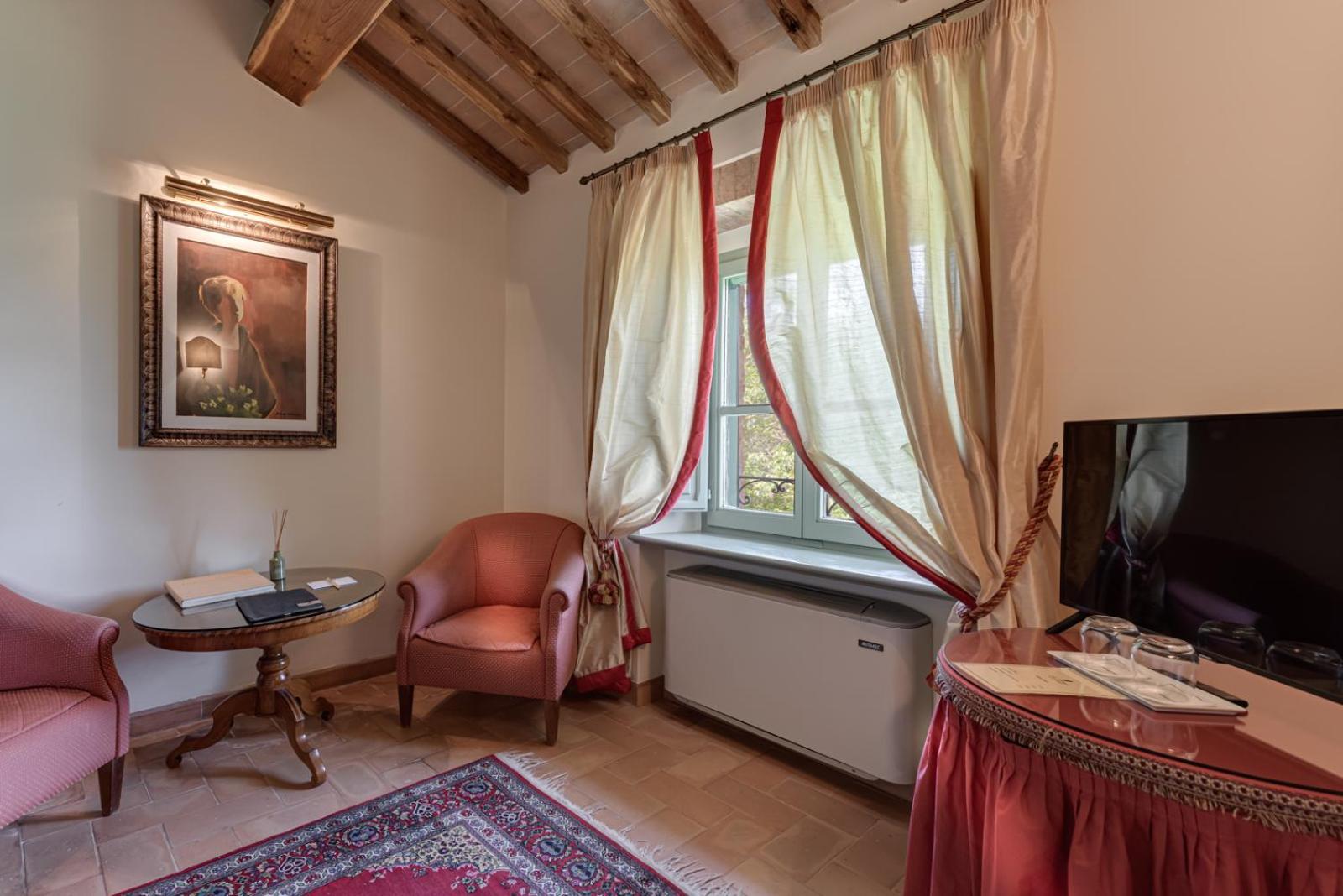 Villa Il Castagno Wine & Resort เซียนา ภายนอก รูปภาพ