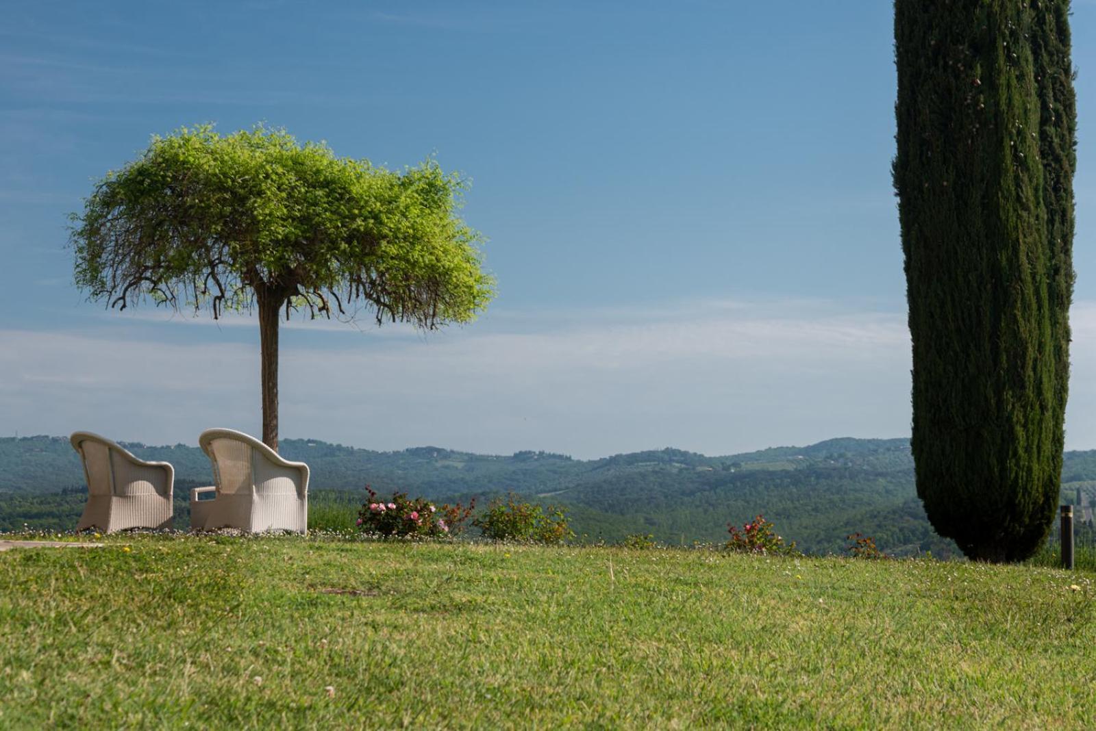 Villa Il Castagno Wine & Resort เซียนา ภายนอก รูปภาพ