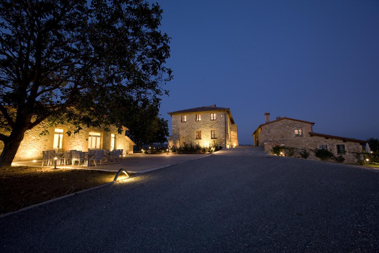 Villa Il Castagno Wine & Resort เซียนา ภายนอก รูปภาพ